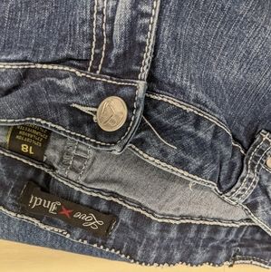 Love Indigo sz 18 boot cut jeans